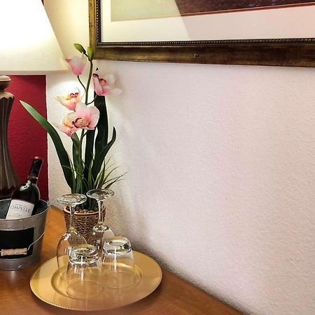 Budget Inn Ontario Zewnętrze zdjęcie