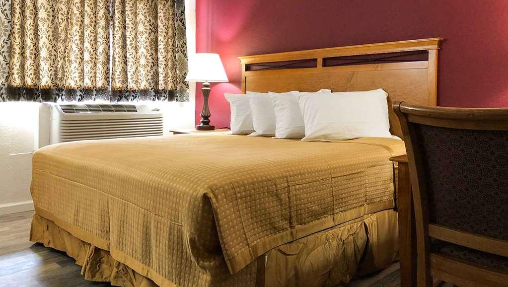 Budget Inn Ontario Pokój zdjęcie
