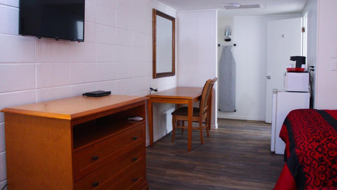 Budget Inn Ontario Zewnętrze zdjęcie