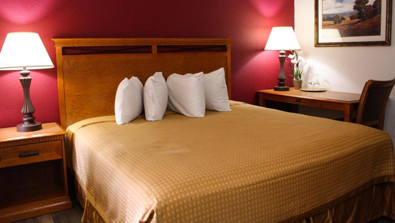 Budget Inn Ontario Zewnętrze zdjęcie