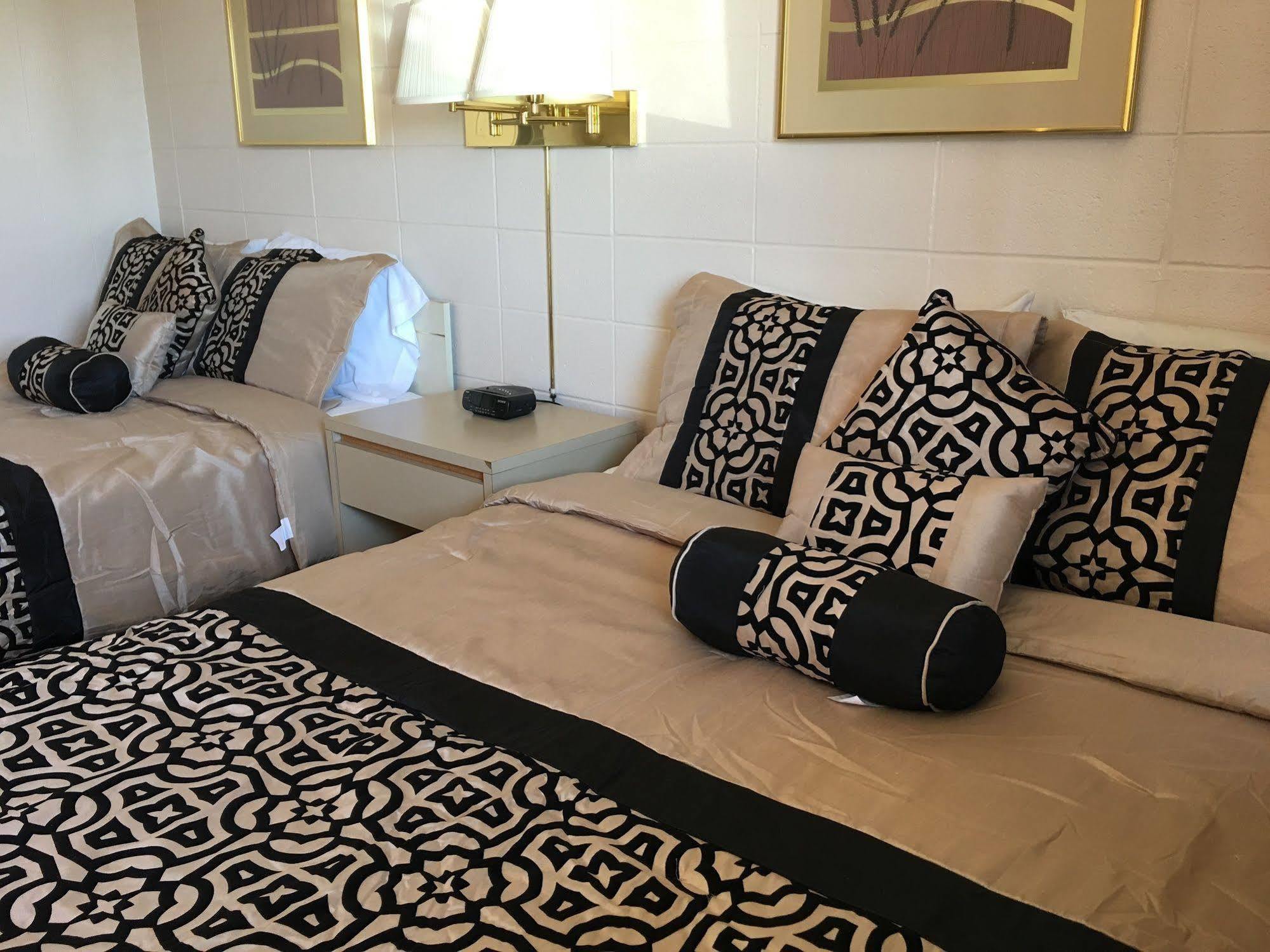 Budget Inn Ontario Zewnętrze zdjęcie