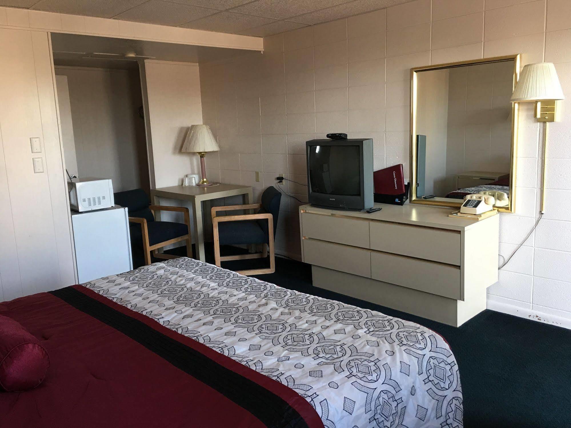 Budget Inn Ontario Zewnętrze zdjęcie