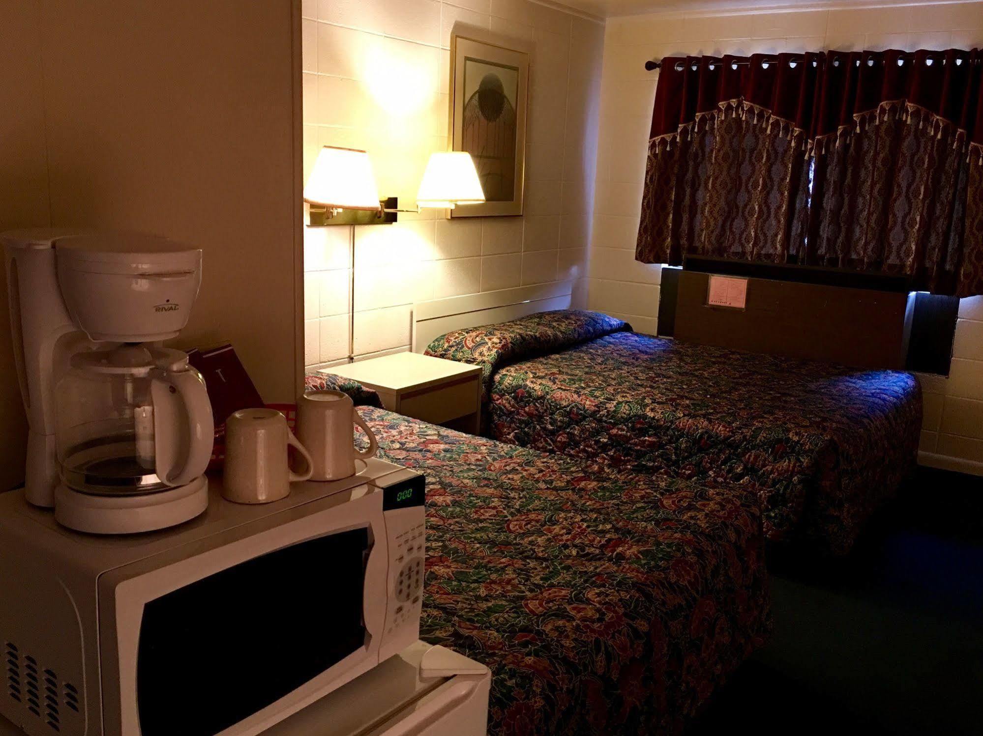 Budget Inn Ontario Zewnętrze zdjęcie